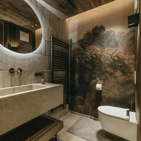 Lejlighedshotel The Black Eagle Luxury