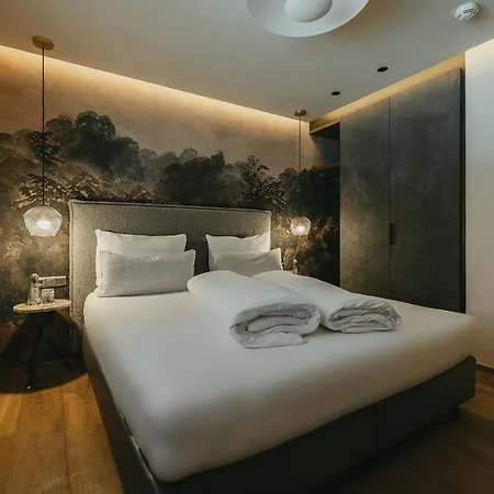 Black Eagle Luxury *