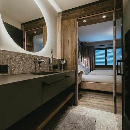 Black Eagle Luxury Aparthotel Mayrhofen