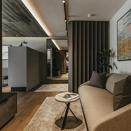 The Black Eagle Luxury 4*