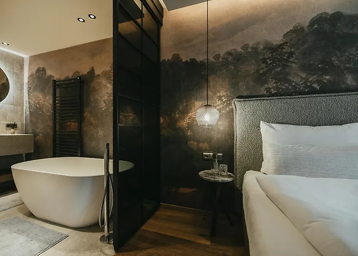 The Black Eagle Luxury Lägenhetshotell 4*