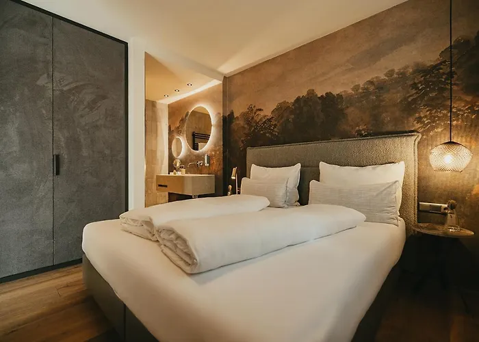 The Black Eagle Luxury