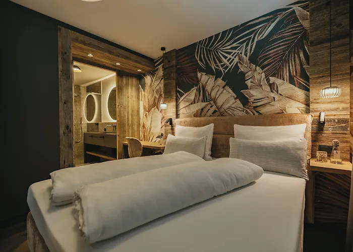 Aparthotel The Black Eagle Luxury 4*