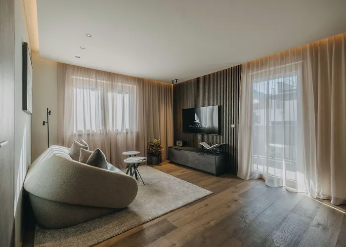 Lägenhetshotell The Black Eagle Luxury 4*