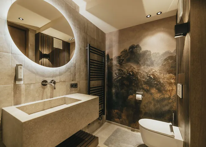 The Black Eagle Luxury アパートホテル