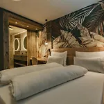 The Black Eagle Luxury Aparthotel 4*