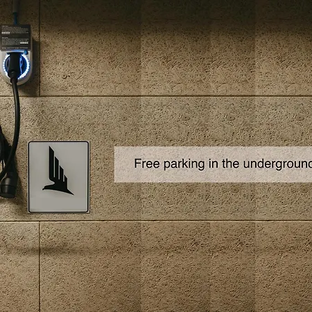 The Black Eagle Luxury Apartmanhotel 4*