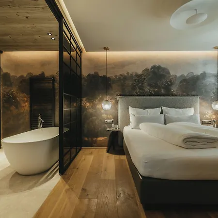 The Black Eagle Luxury Apartmanhotel Mayrhofen