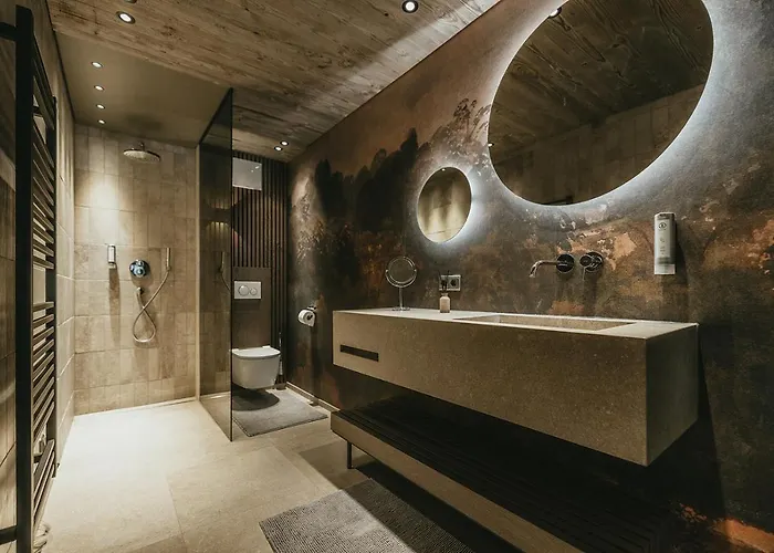 The Black Eagle Luxury 4*