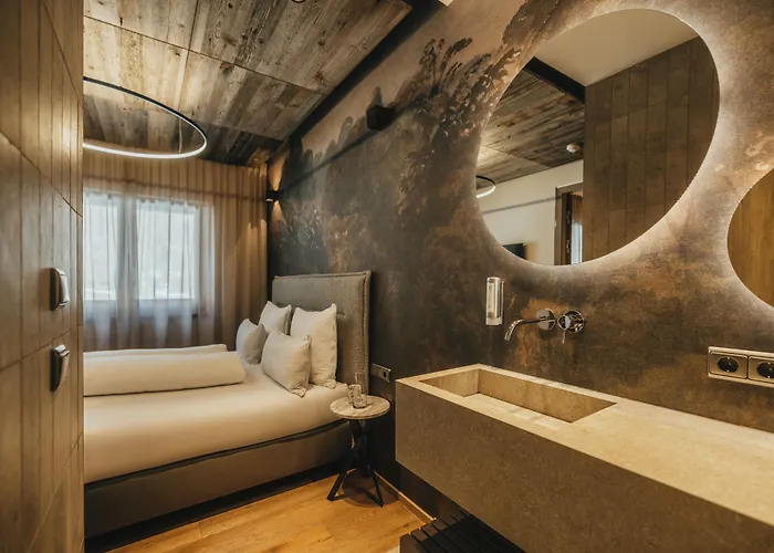 The Black Eagle Luxury 4*